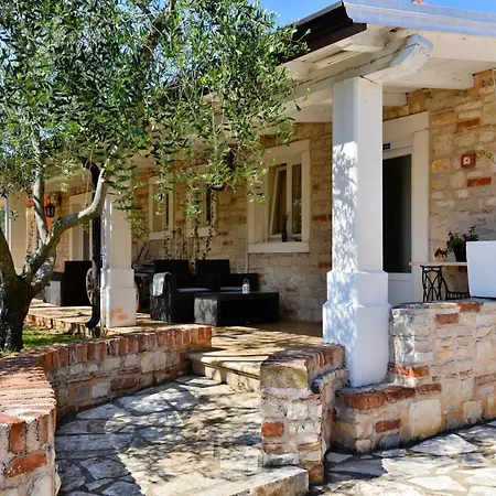 Casa de hóspedes & Mani A Casa 4*