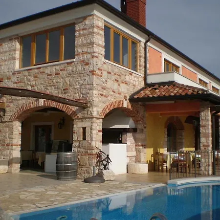 & Mani A Casa Penzion 4*